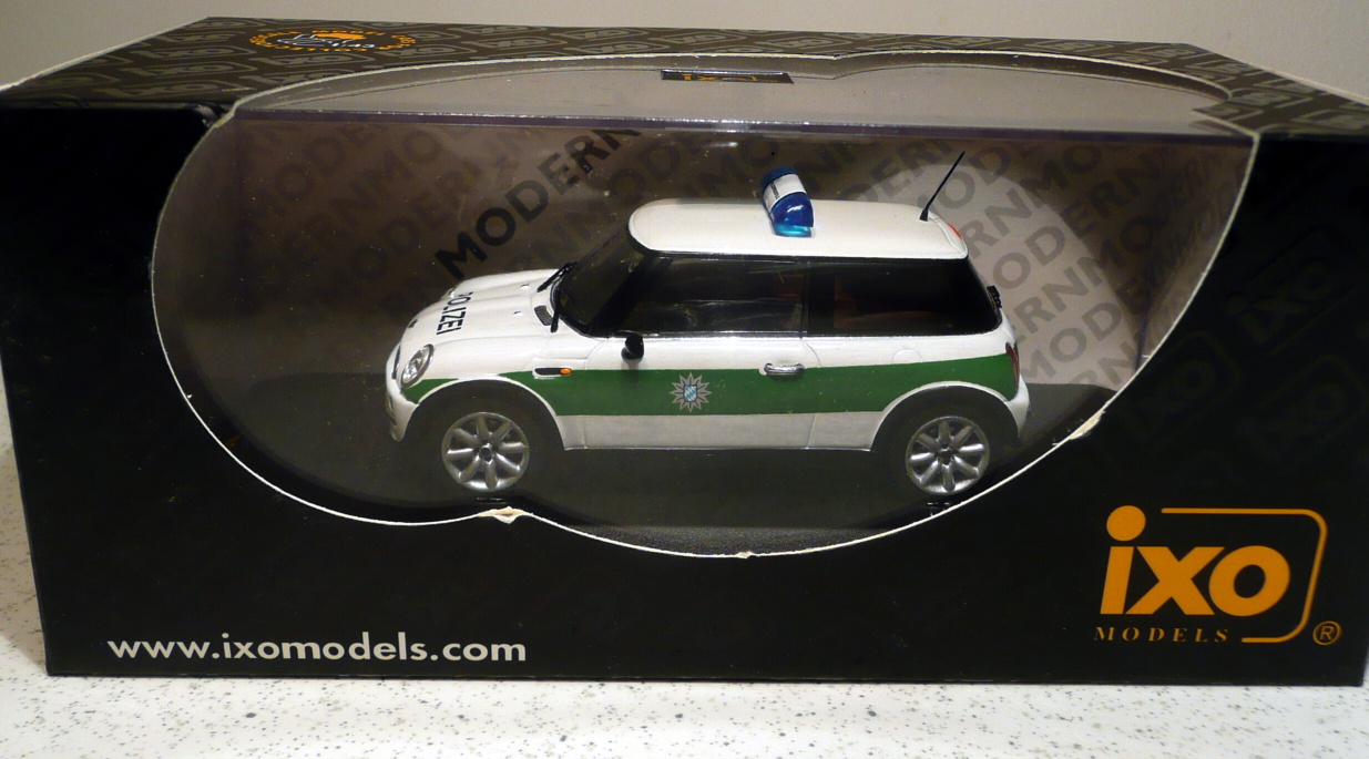IXO - MINI Cooper Polizei 2002 - 1:43 