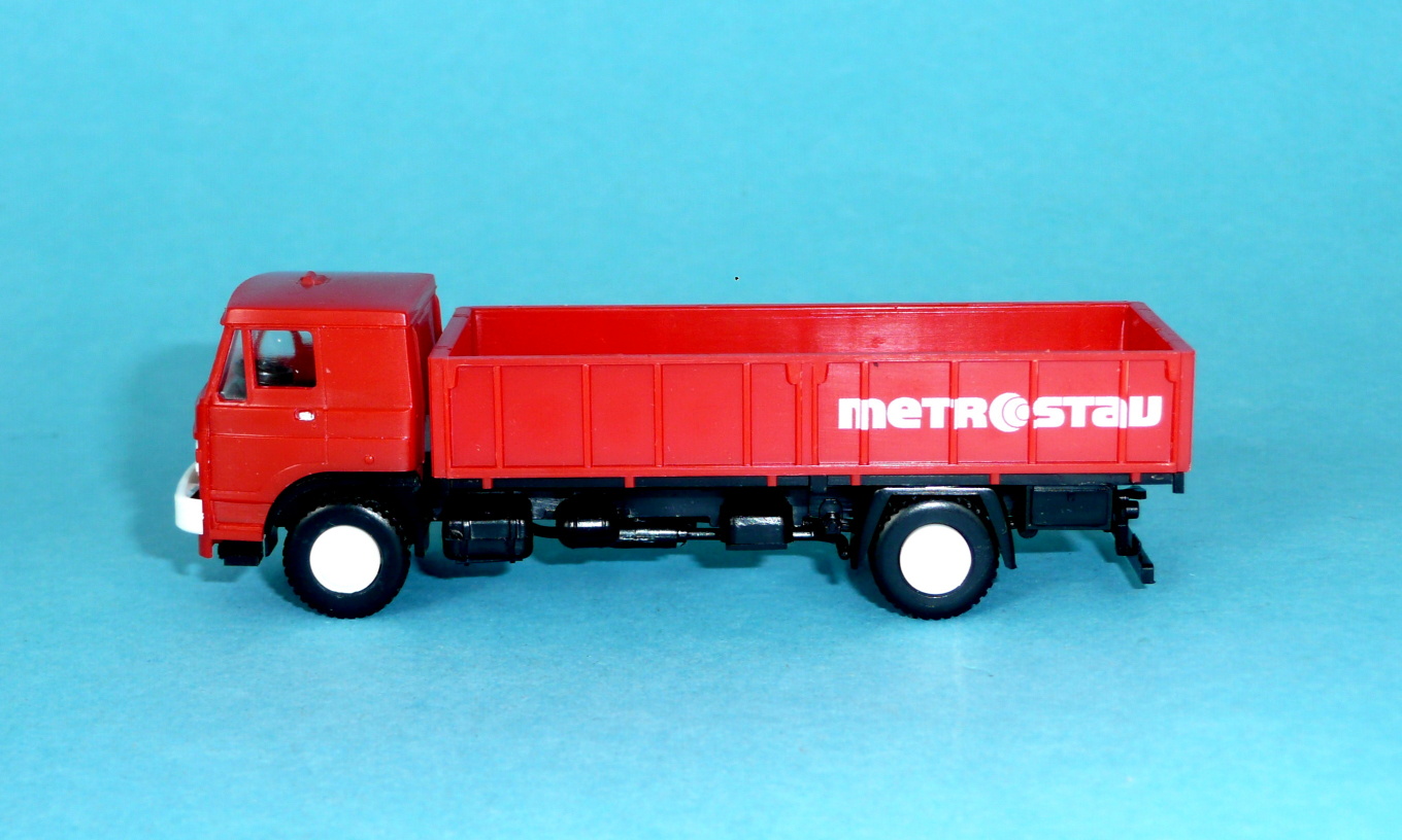 1:87 - LIAZ valník METROSTAV