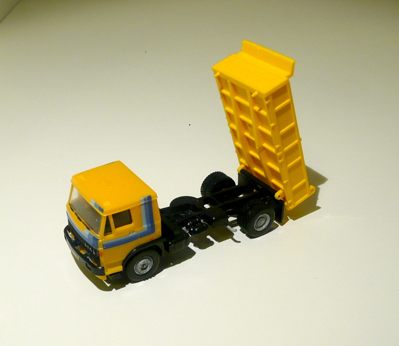 1:87 - LIAZ - sklápěč S1