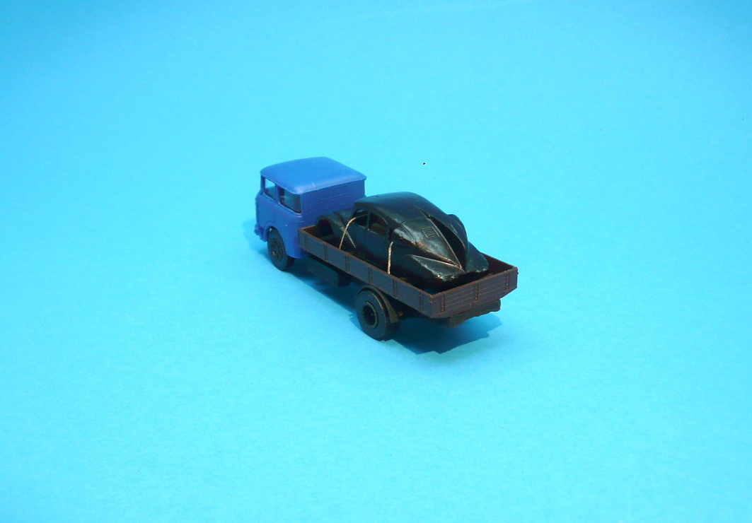 Škoda 706 - valník s karoserií Tatra 87- 1:87