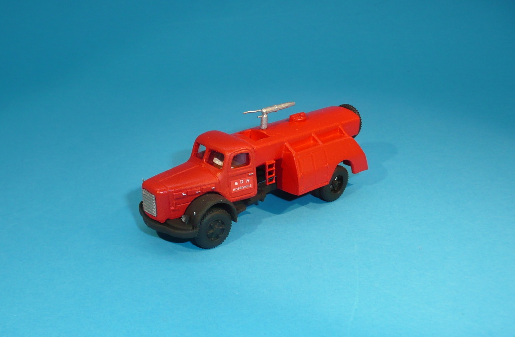Škoda 706 R - cisterna hasiči - 1:87