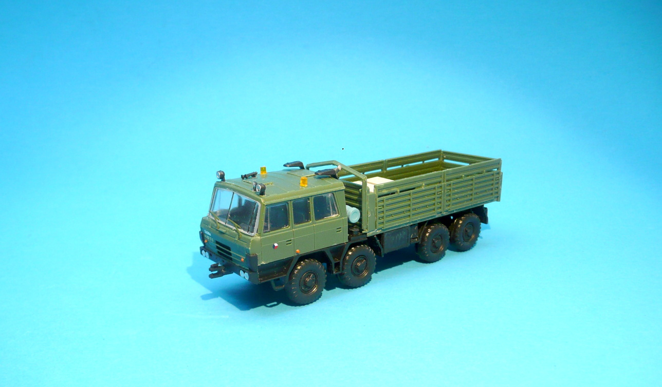 Tatra 815 VT 8x8 R -hotový model - 1:87