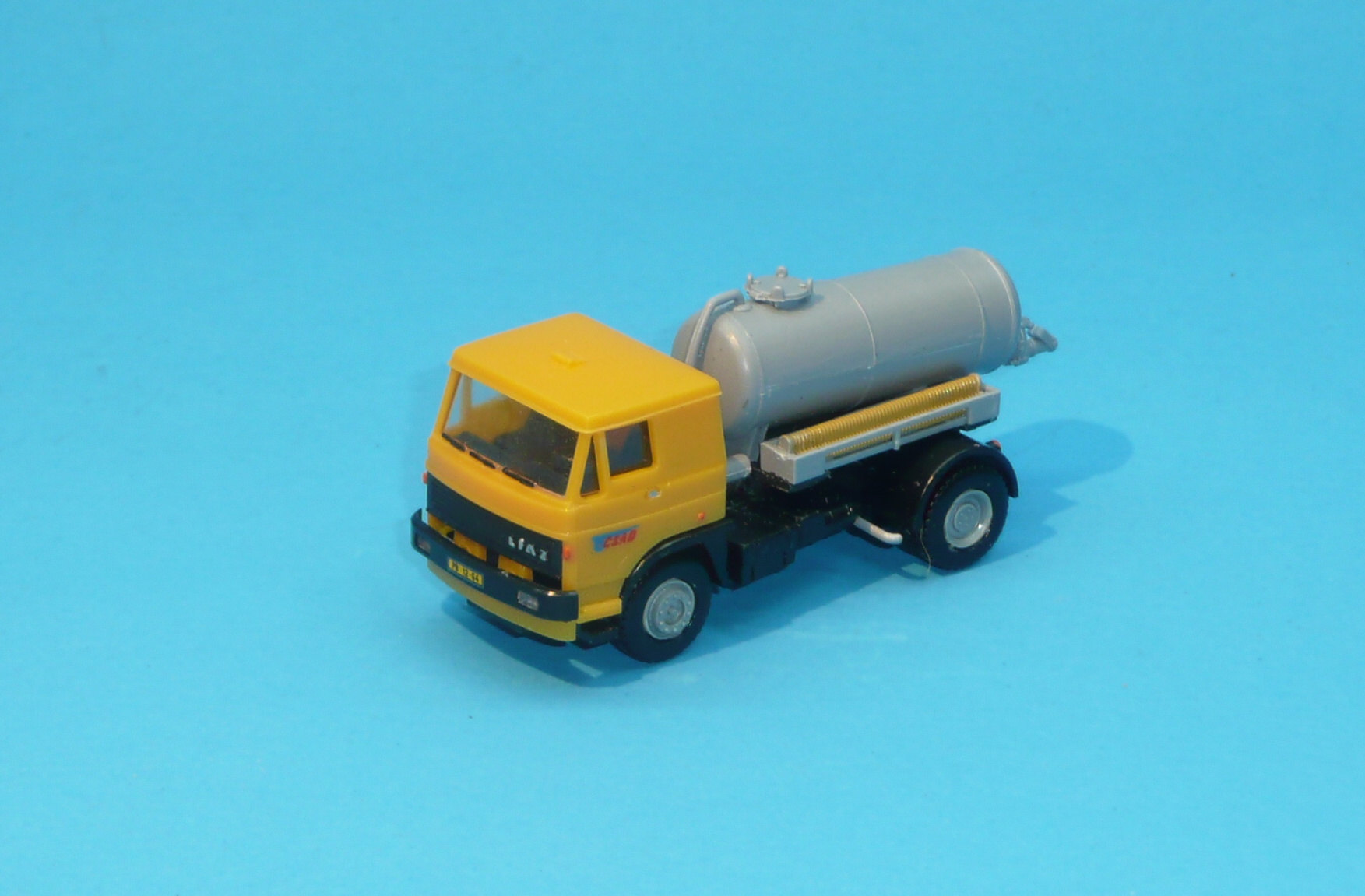 LIAZ - fekální vůz 1:87