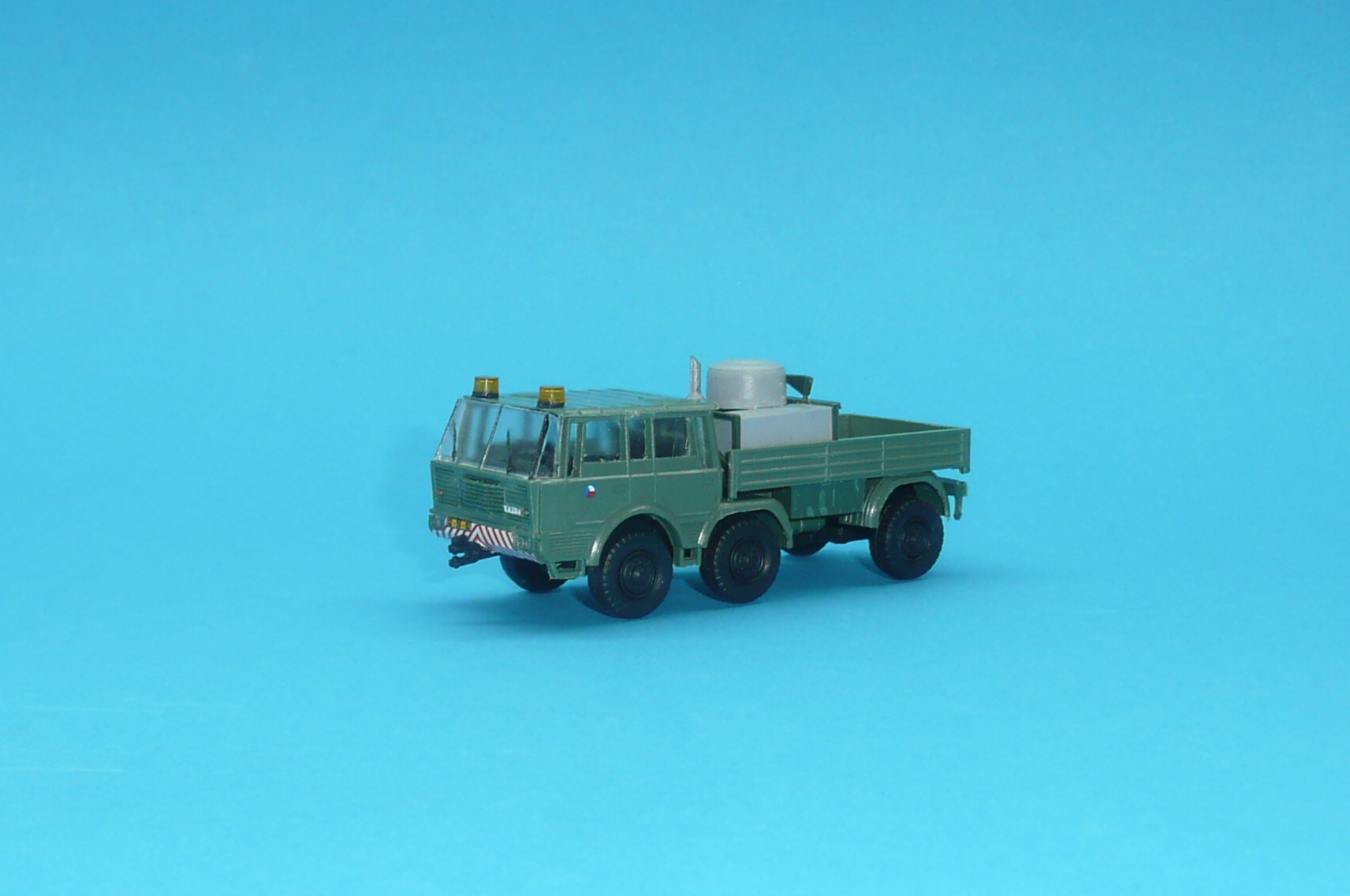 Tatra 813 6x6 TP - 1:87 - hotový model
