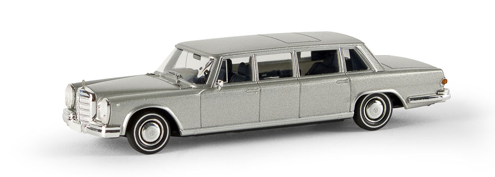 MB Pullman Limousine - 1:87