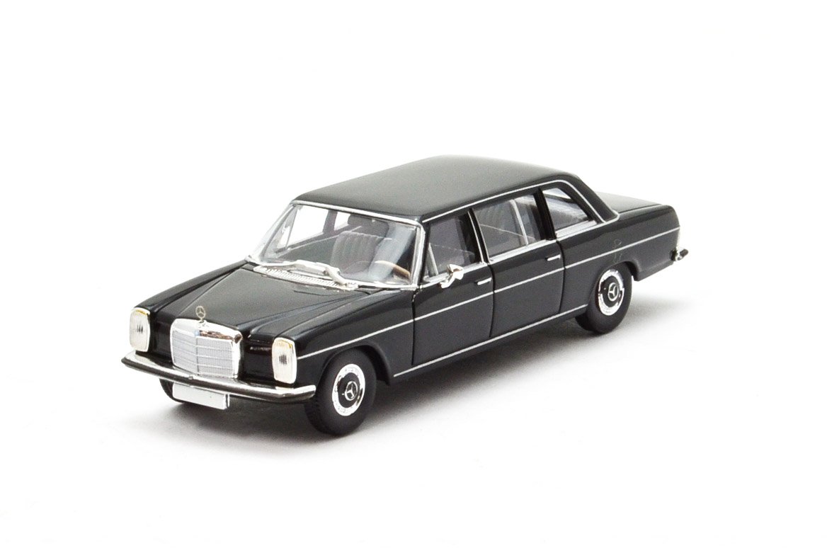 MB 220 D lang (W115) - 1:87