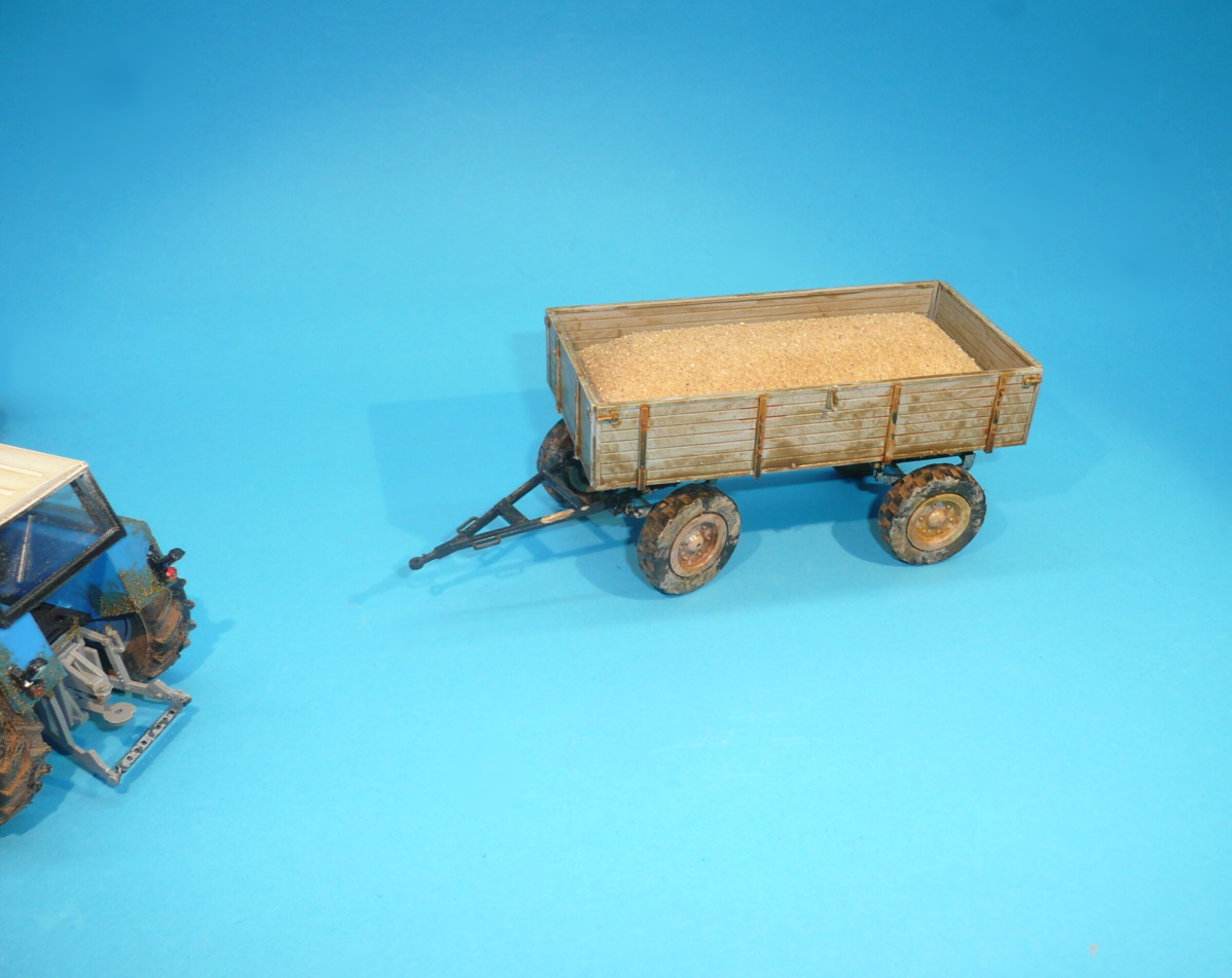 1:43 - valník BSS - P73 k traktoru Zetor Crystal 12045 - PATINA + písek