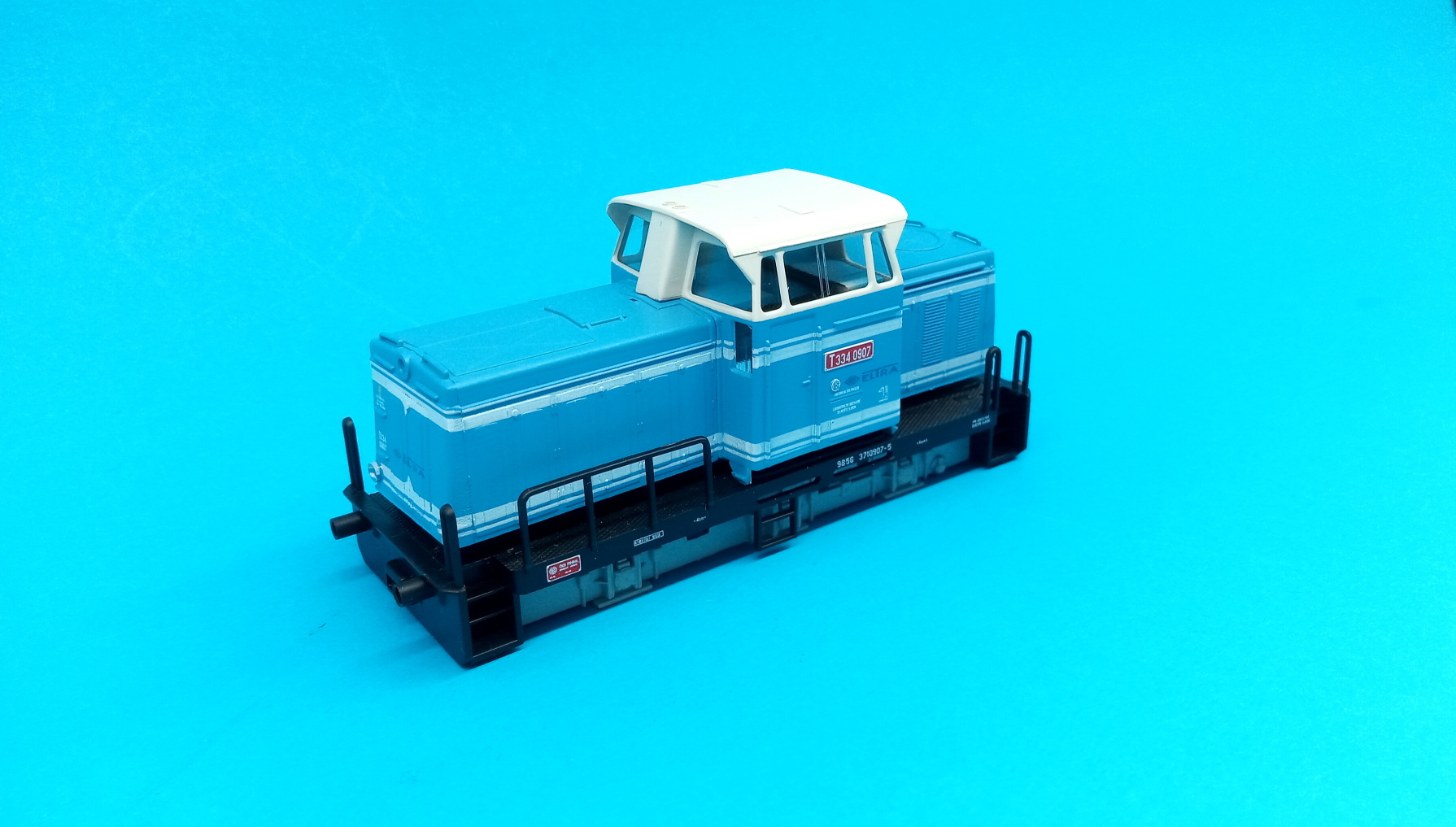 T334.0907 -ELTRA - kompletní karoserie - 1:87