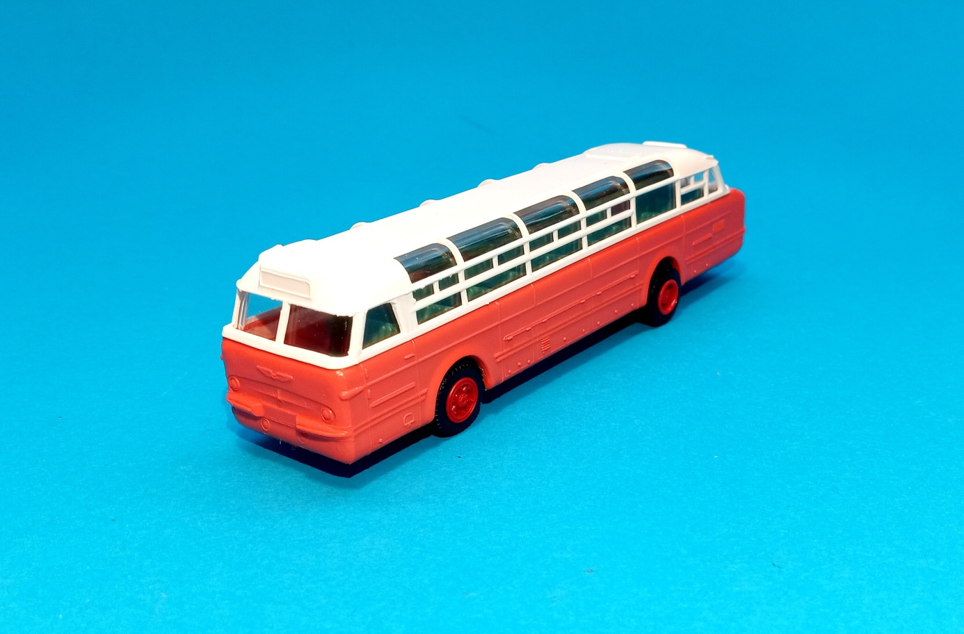 autobus IKARUS 55 - 1:87