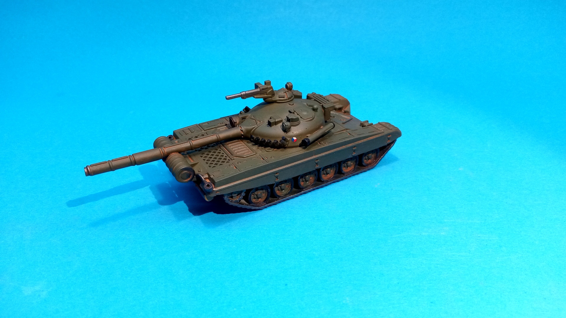 tank T72A - statický model 1:87