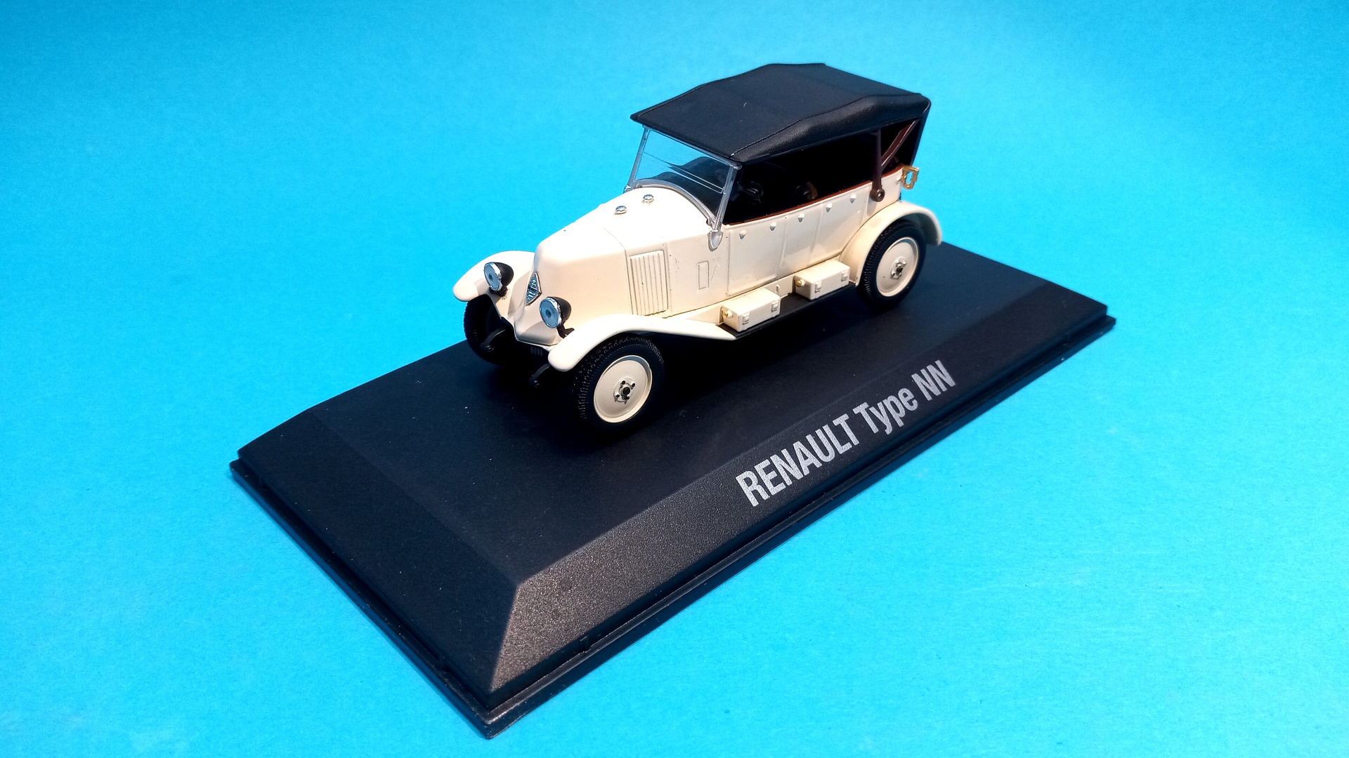 RENAULT 40CV Type NN - 1:43