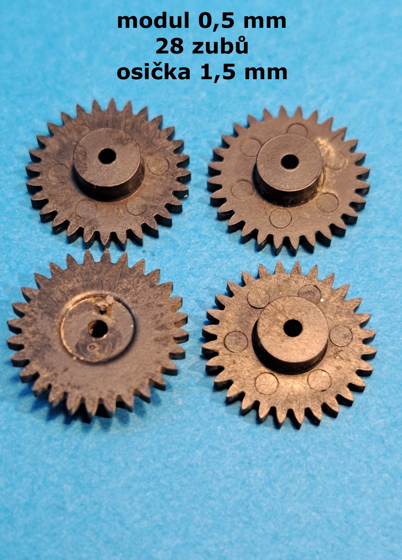 ozubené kolo modul 0,5 - 28 zubů - sada 4 kusy