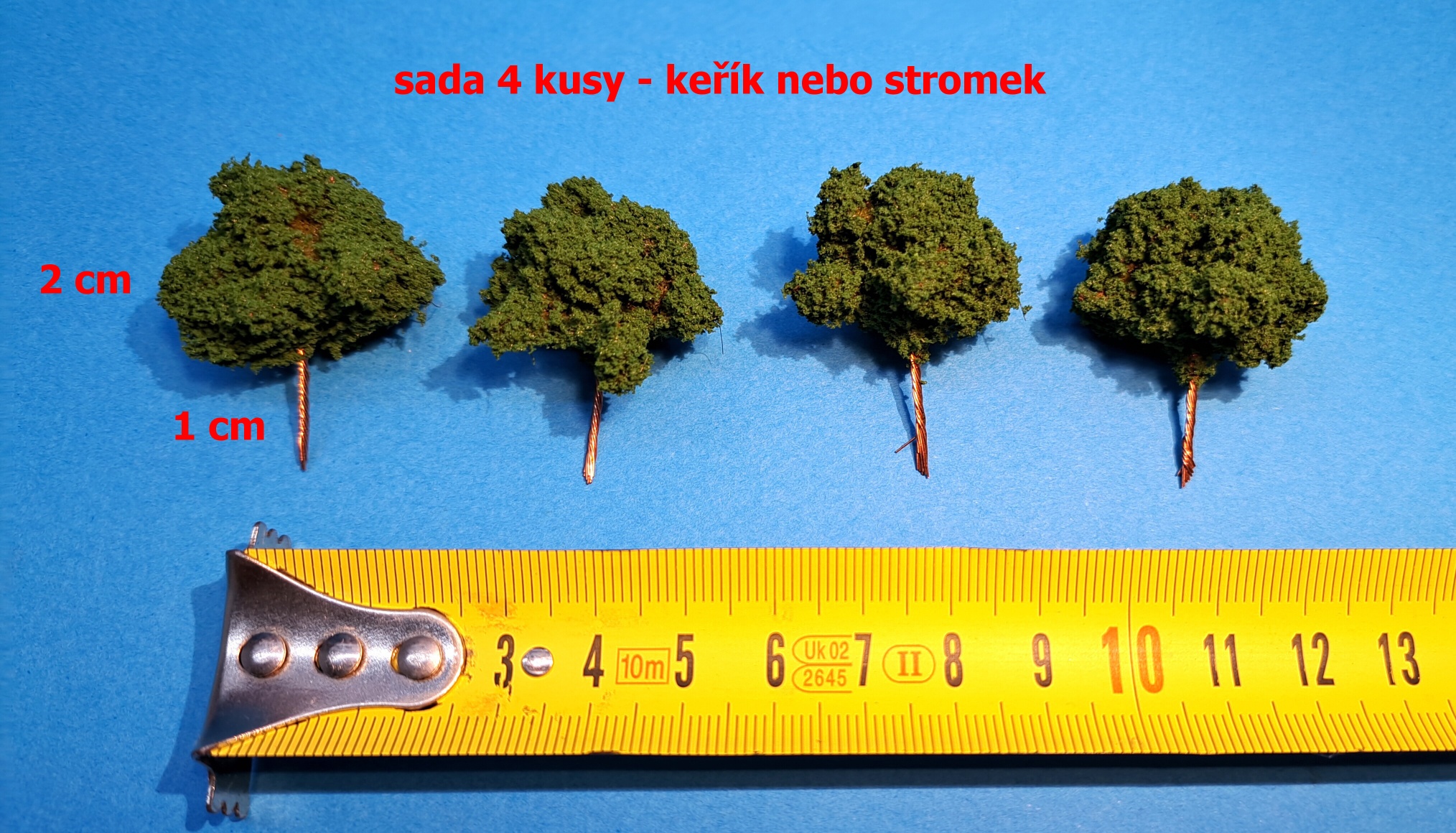 sada 4 kusy - strom listnatý/ keřík - výška cca 3/2 cm