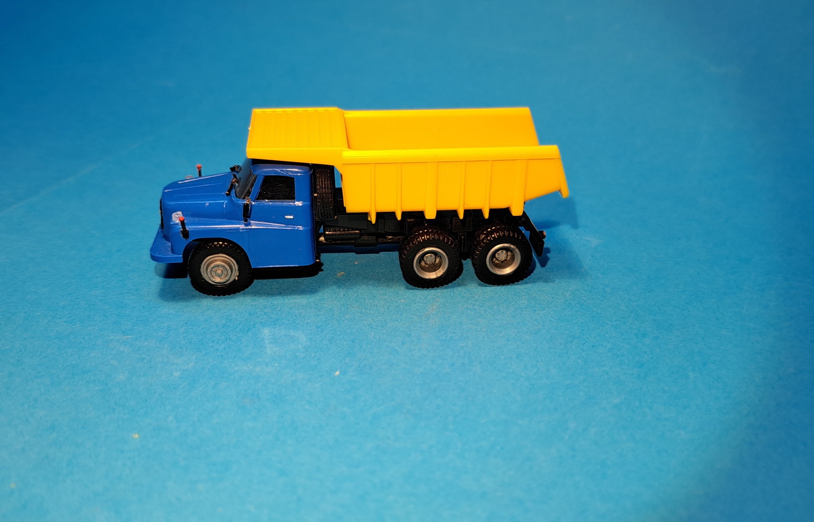TATRA 148 S1 Dumper - 1:87