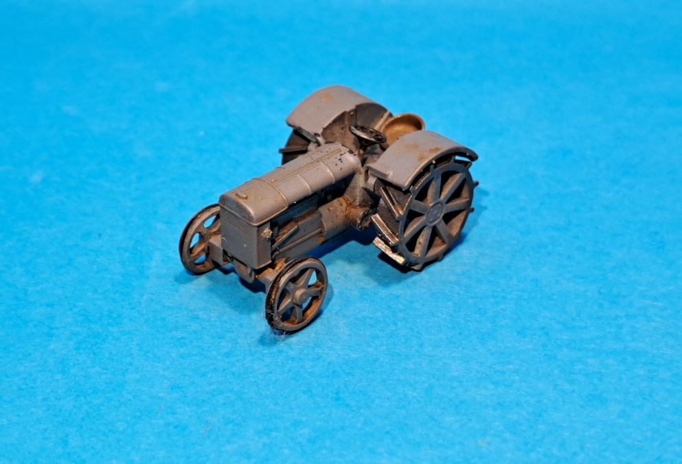 traktor FORDSON - Putilovets - 1:87    
