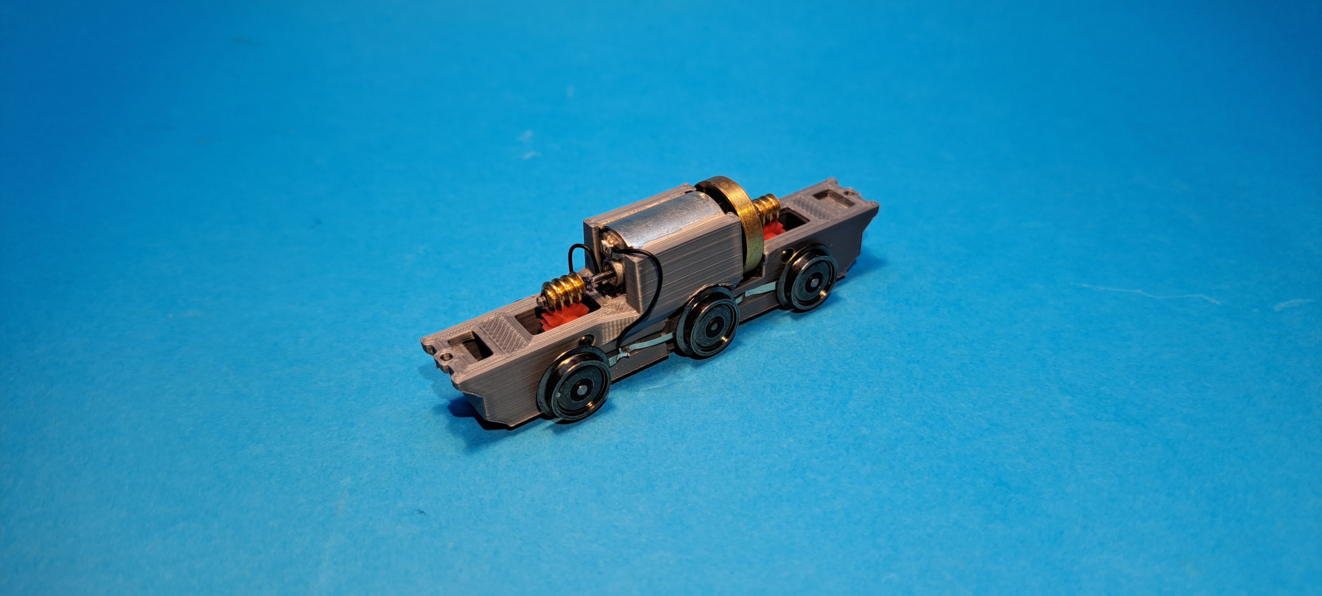 1:87 - pojezd pro T334 - analog