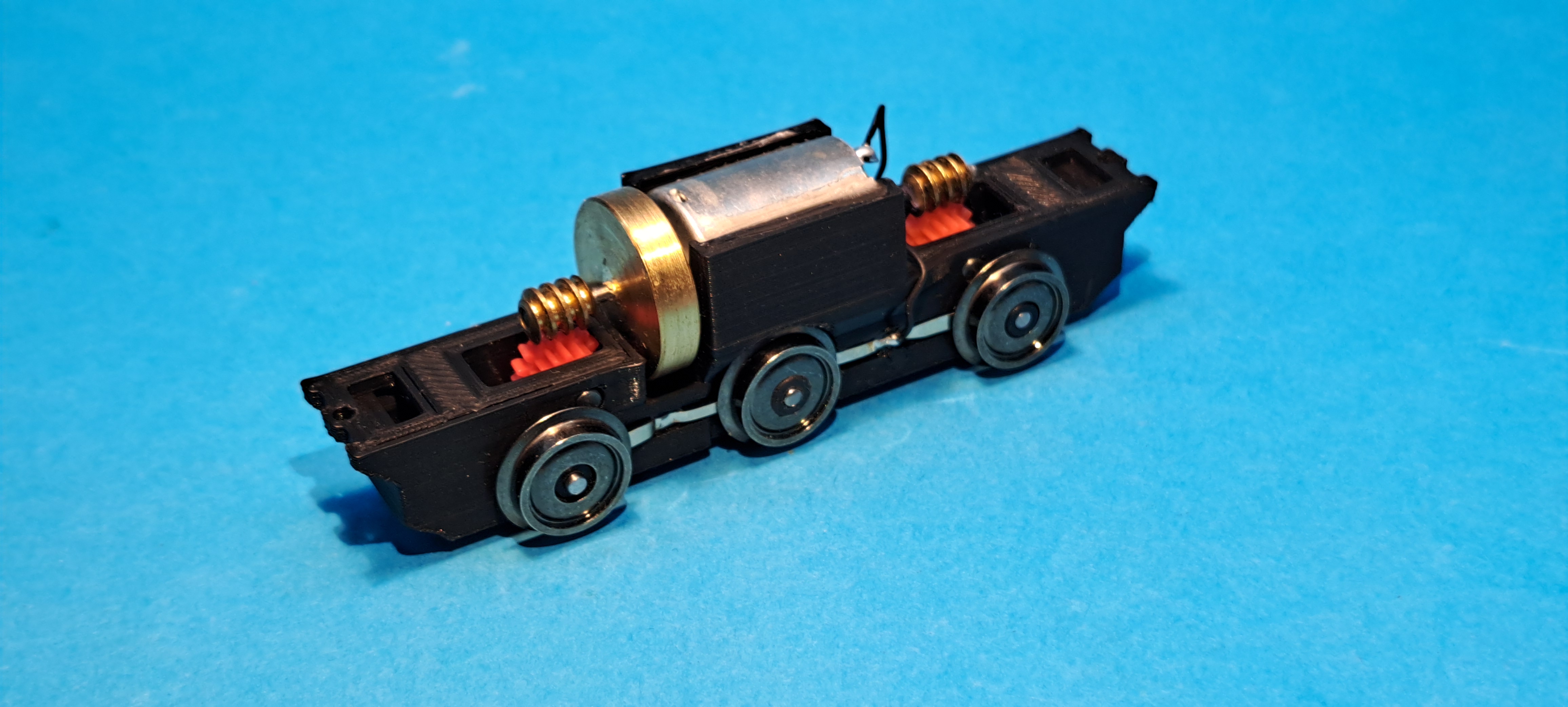 1:87 - pojezd pro T334 - analog