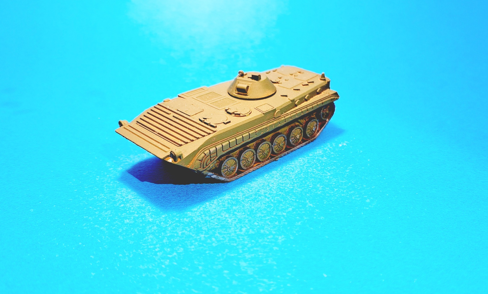 DP-90 - hotový model - 1:87