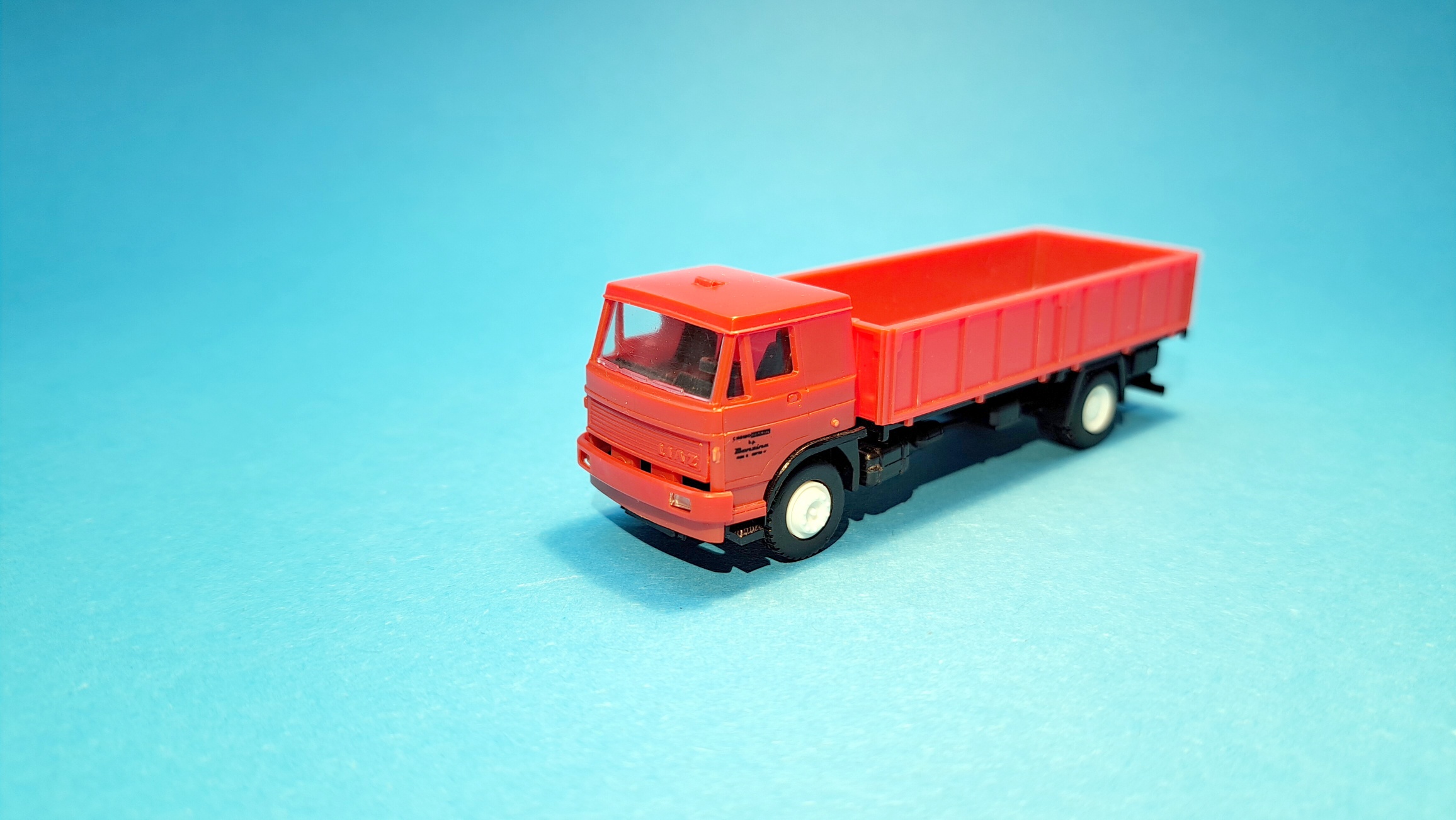 LIAZ - valník - CHEMOPETROL - 1:87