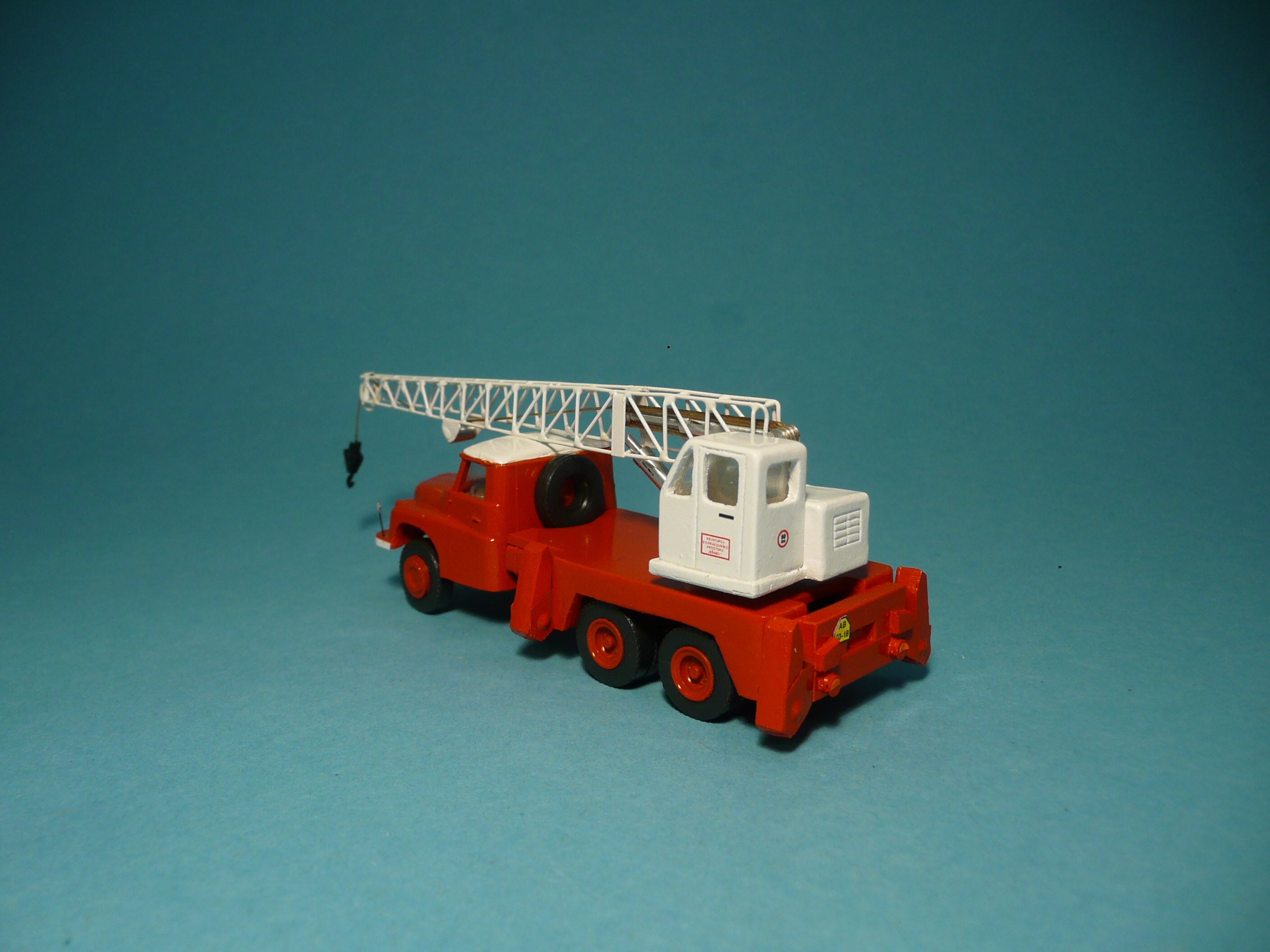 TATRA 138 Hasiči - jeřáb HSC-5 dlouhé rameno - 1:87