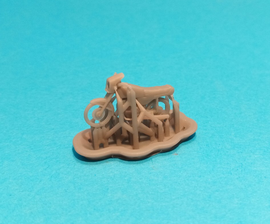 Jawa 350 TS s kapotáží - 1:87    