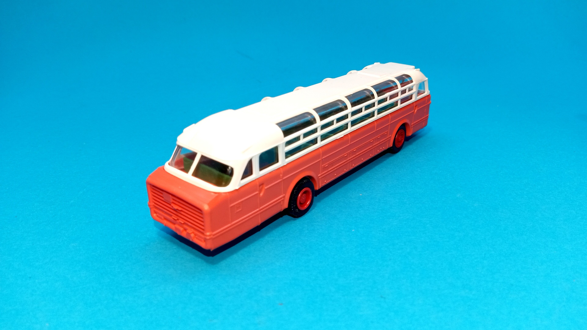 autobus IKARUS 55 - 1:87