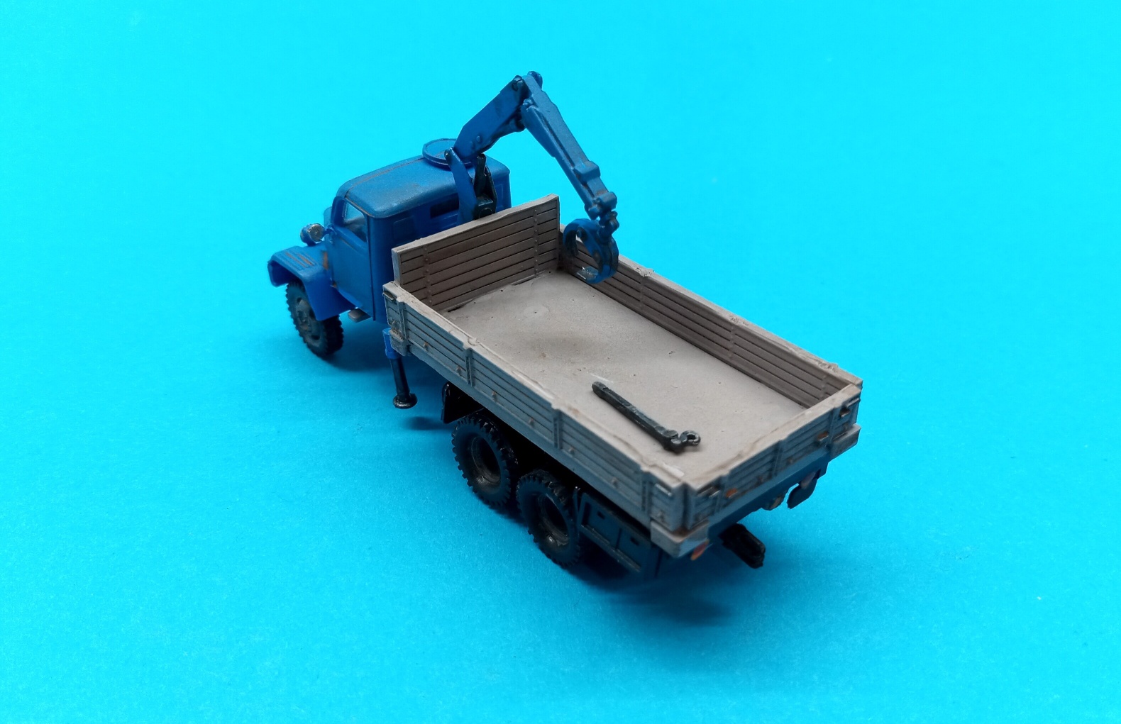 Praga V3S valník s HR - patinovaný 1:87