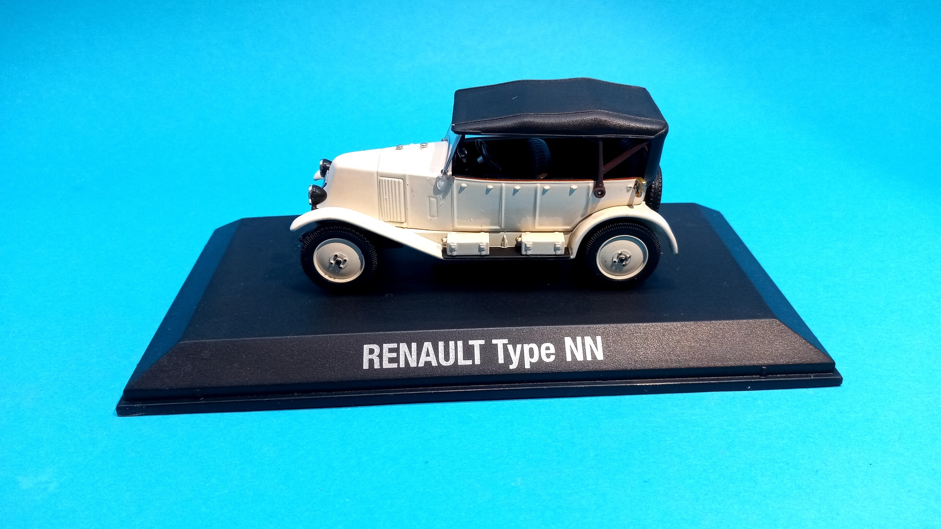 RENAULT 40CV Type NN - 1:43