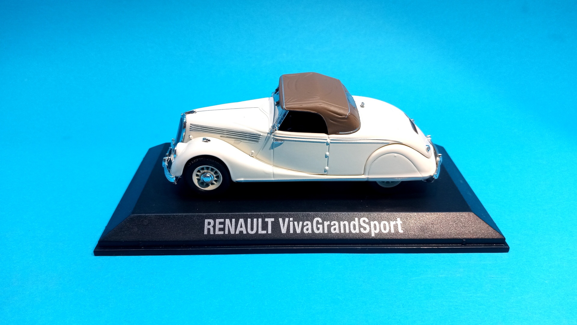 RENAULT VivaGrandSport - ACX2  - 1:43