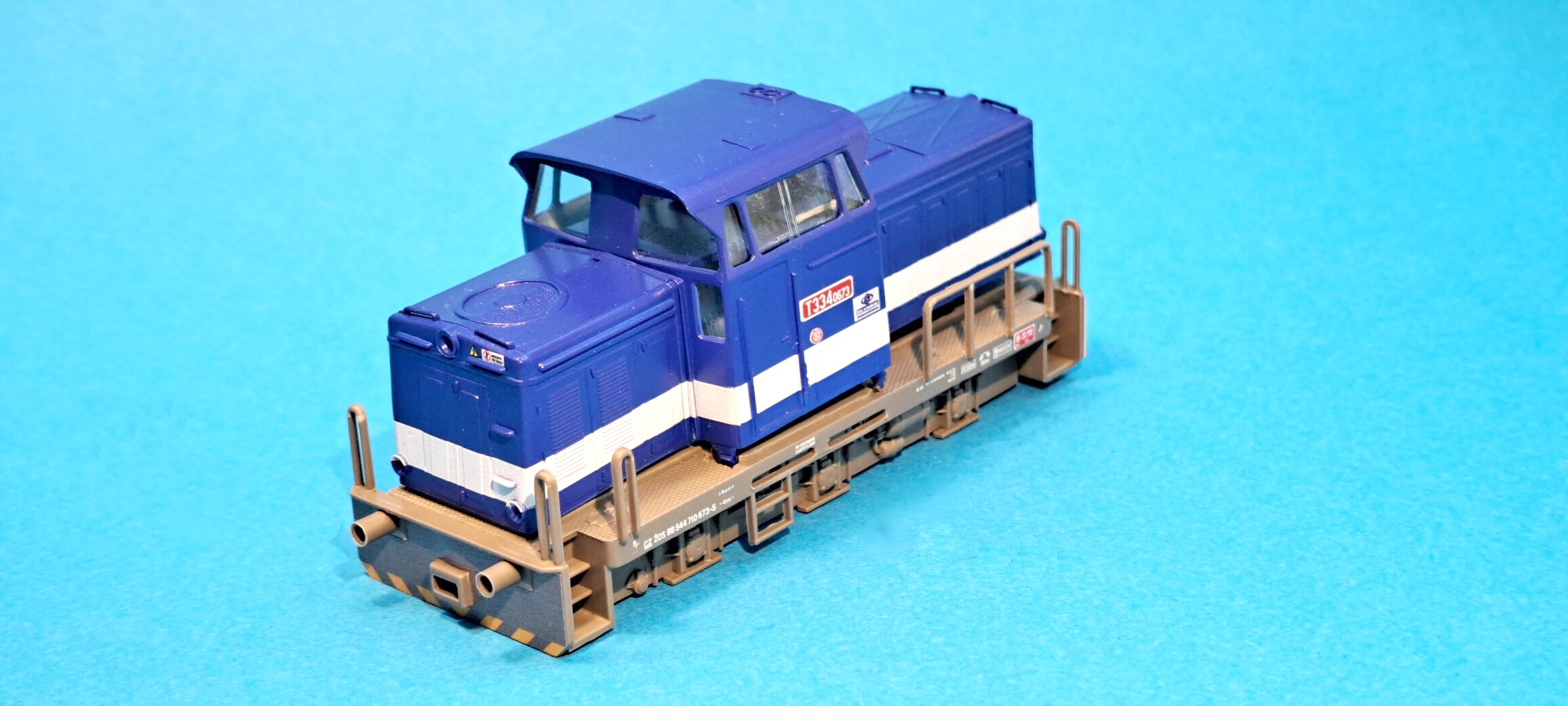 T334.0673 - kompletní karoserie