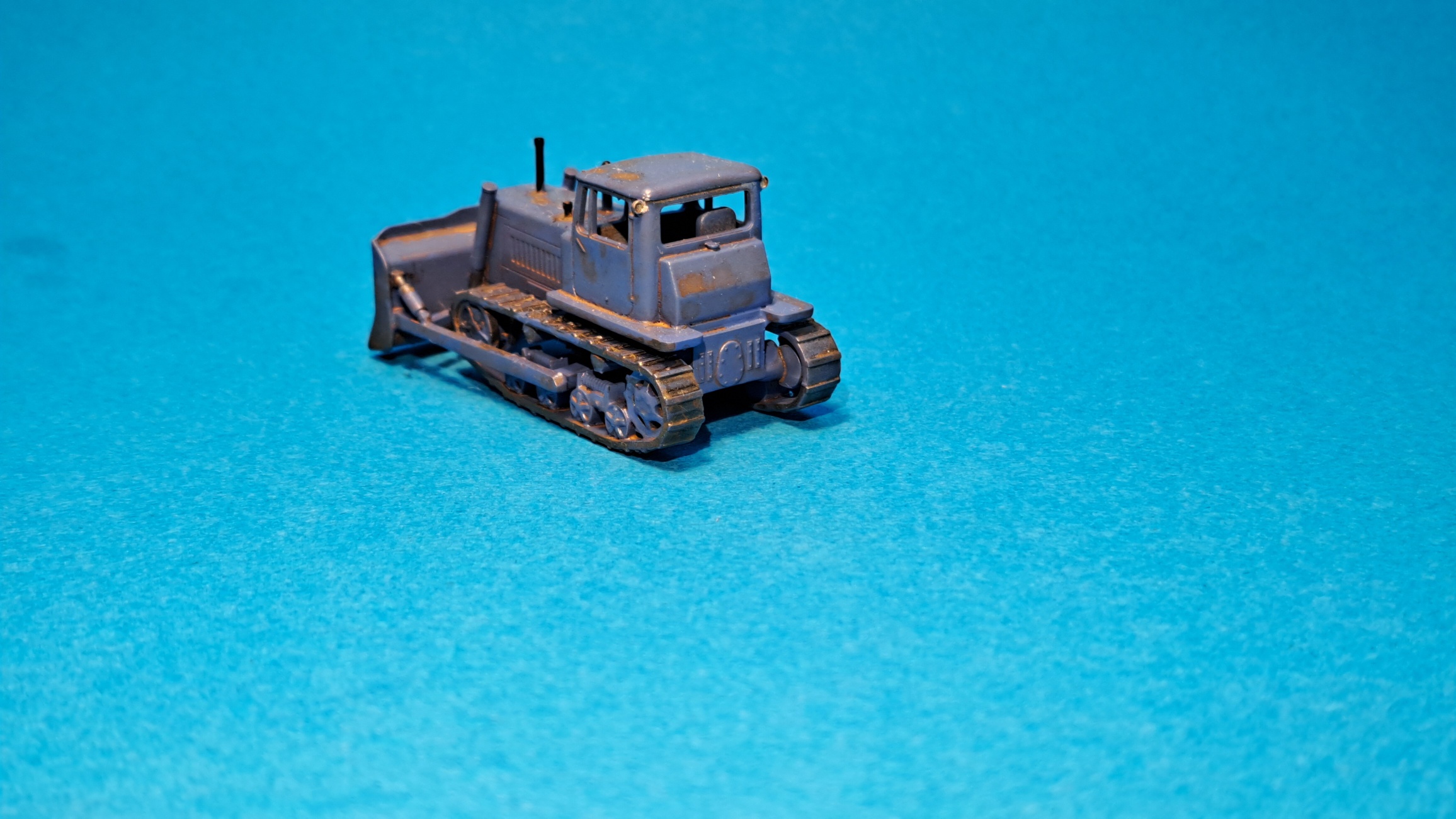 Buldozer DT 75 - 1:87    