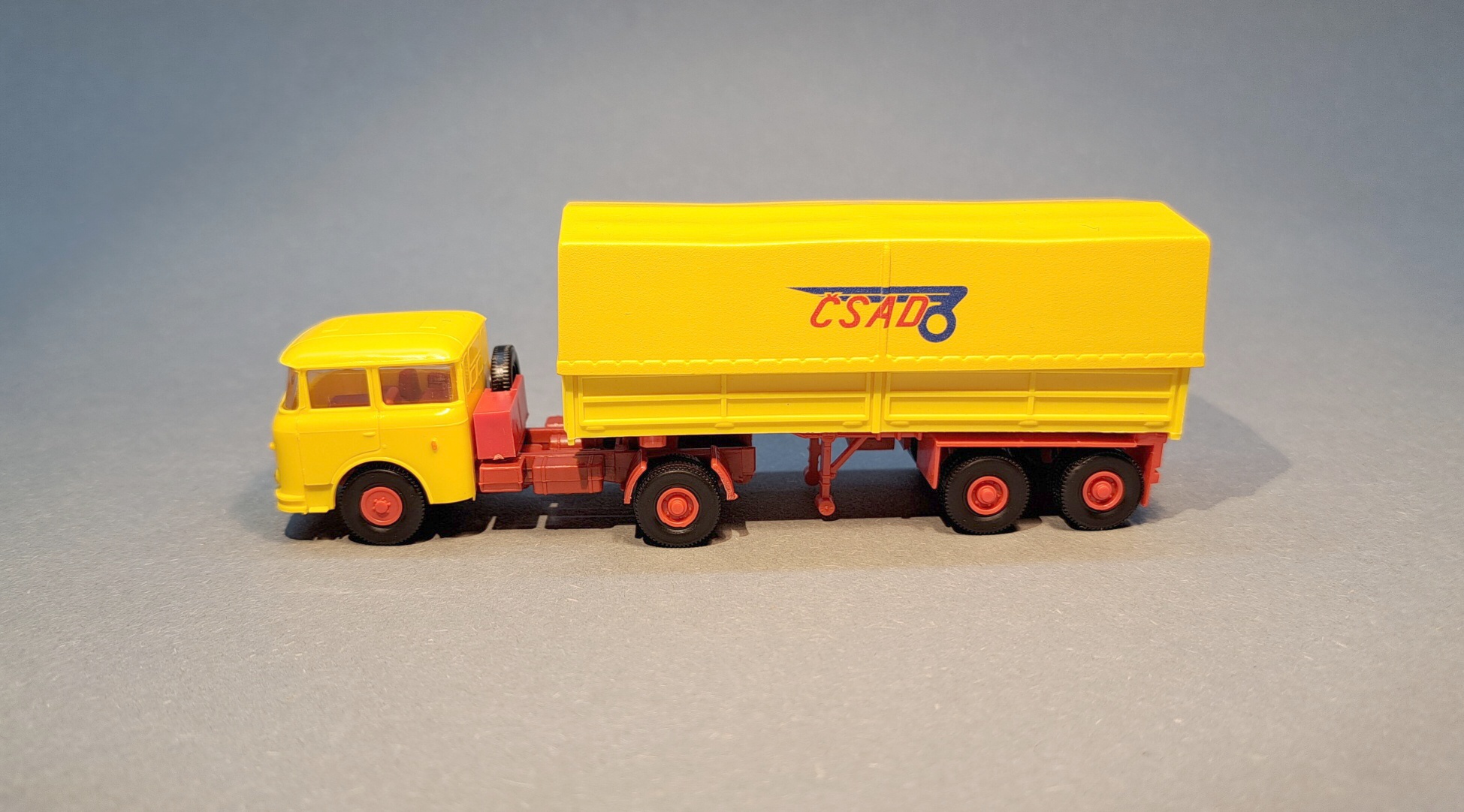 * Škoda 706 + návěs žlutý ČSAD - 1:87