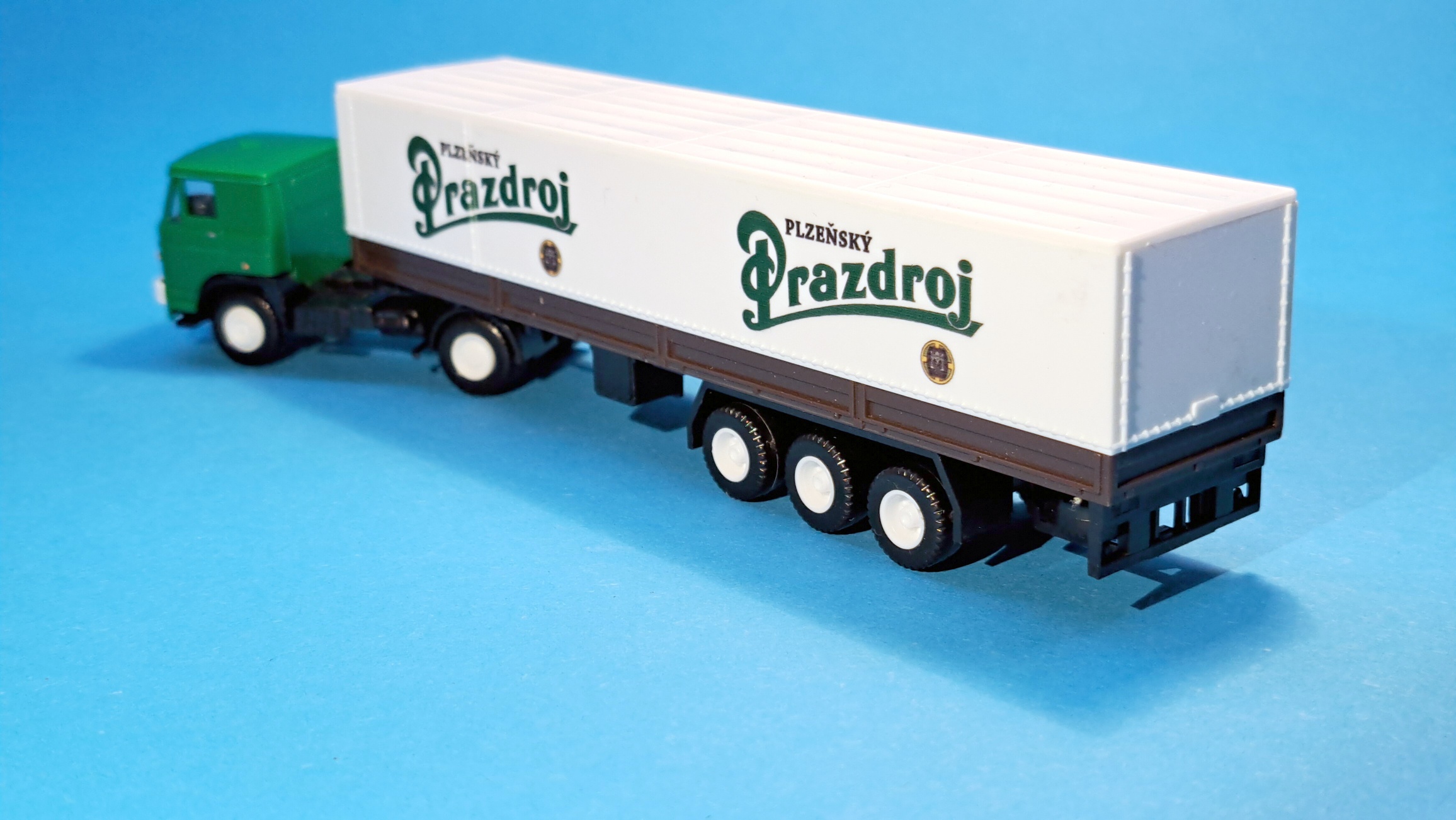 LIAZ - Plzeňský Prazdroj - 1:87