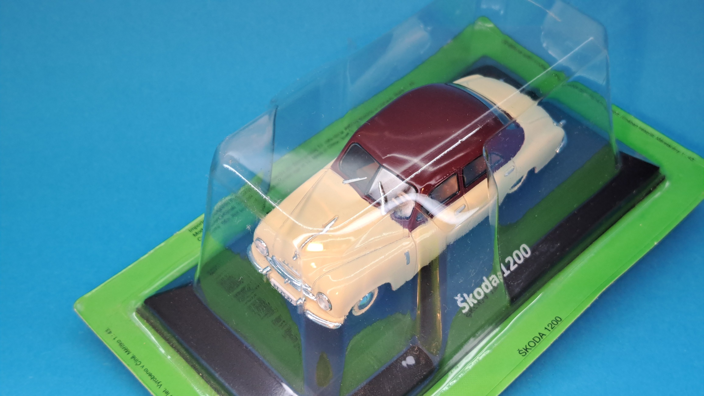 Škoda 1200 - 1:43