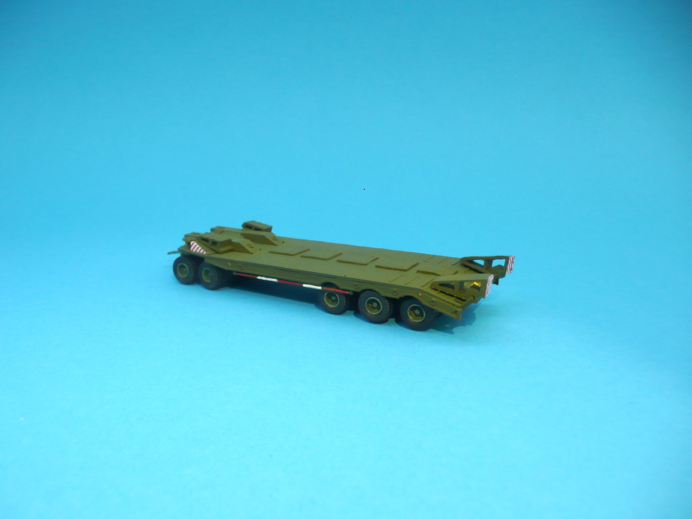 Podvalník P50 vojenský - 1:87 