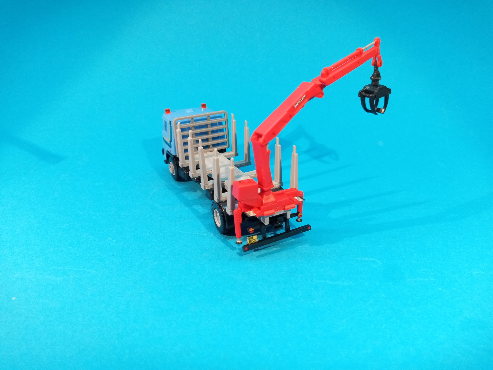 LIAZ - klanicový s HR pro odvoz dřeva - 1:87