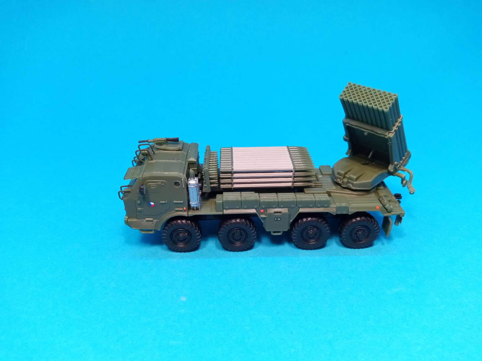 TATRA 813 8x8 RM-70 - 1:87 