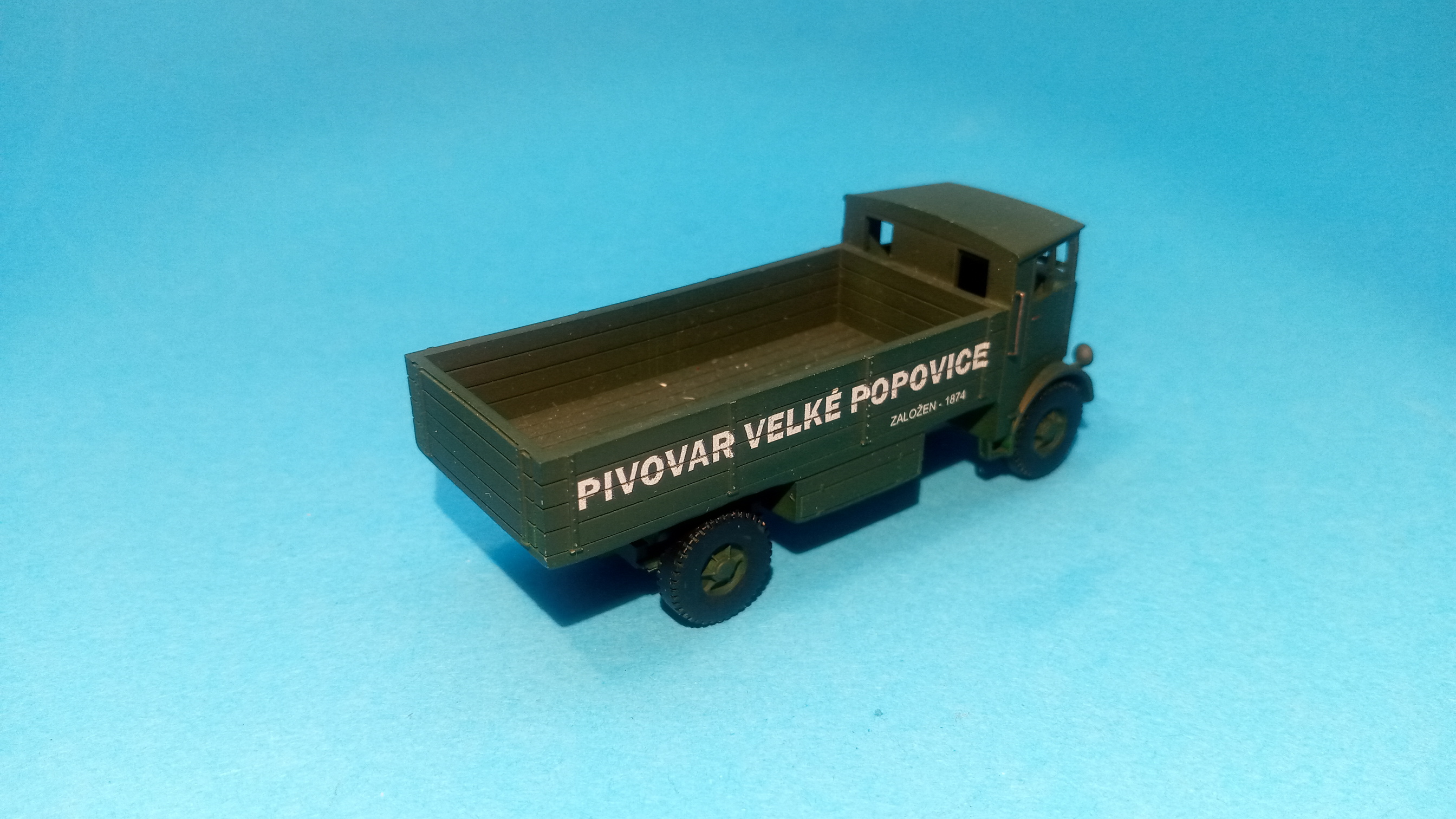 Tatra 23 - pivovar Velké Popovice - 1:87      