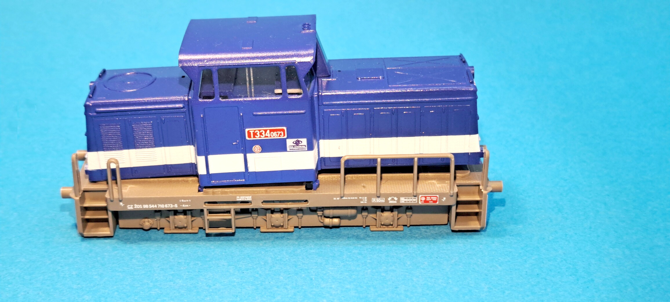 T334.0673 - kompletní karoserie