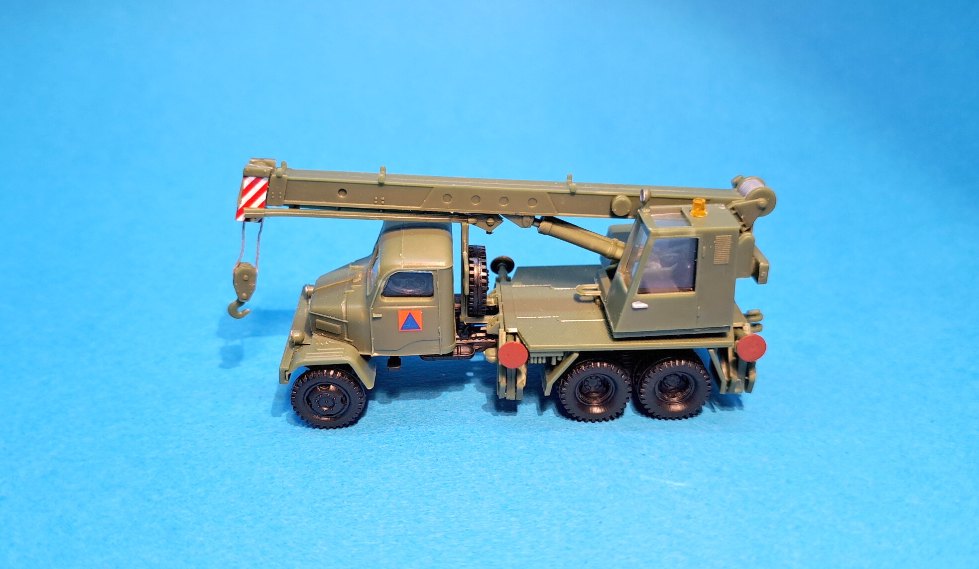Praga V3S - autojeřáb AD080 - 1:87