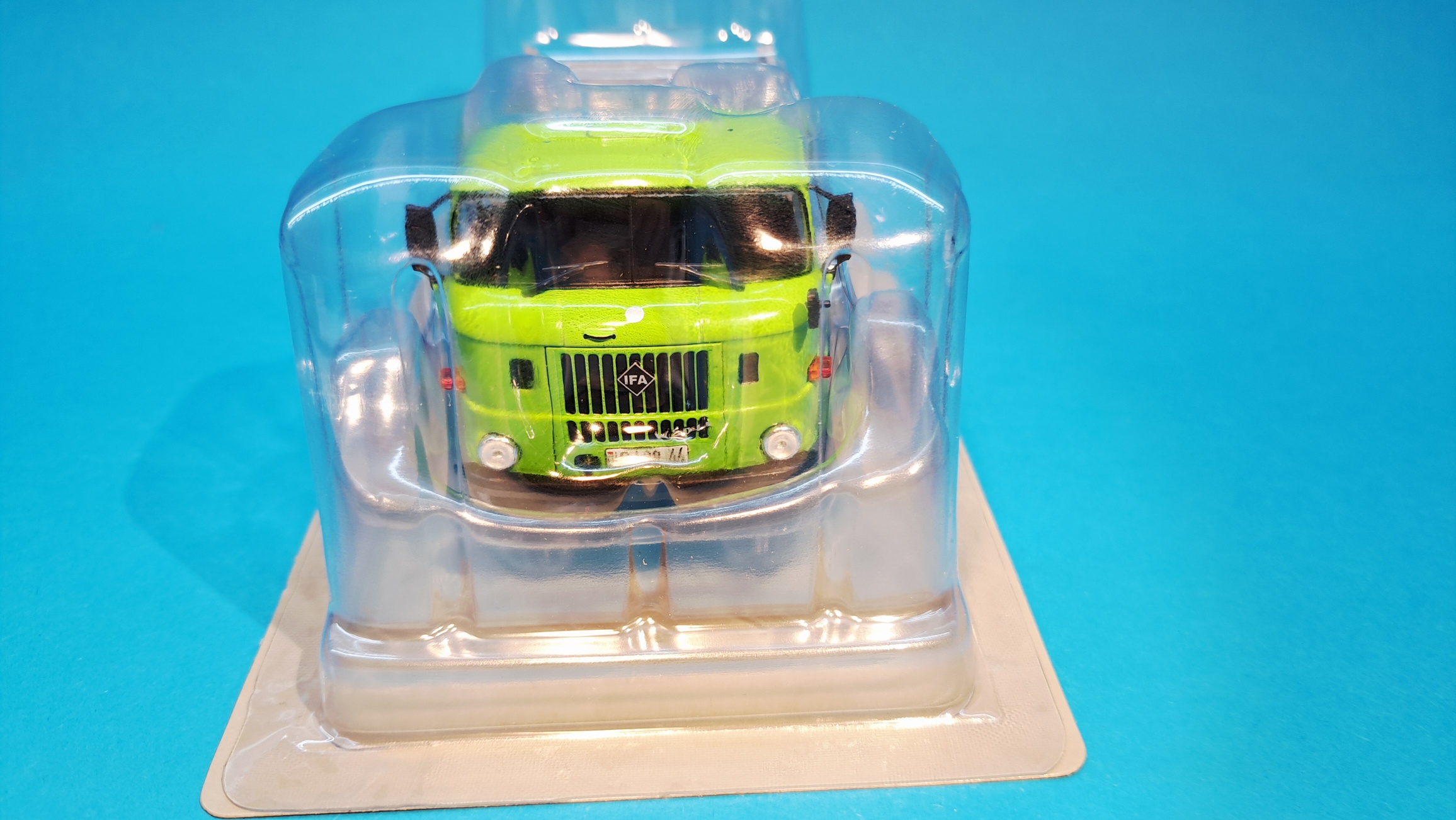 IFA W50 LA 4x4 - 1:43 DEA
