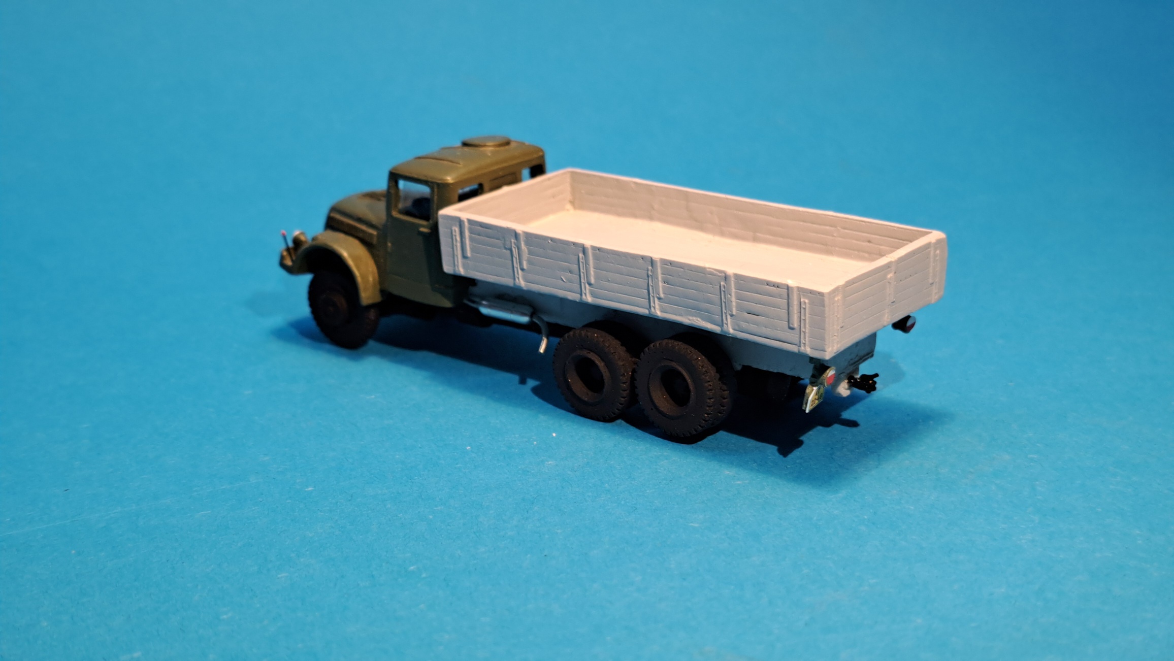 TATRA 111 valník  - 1:87    