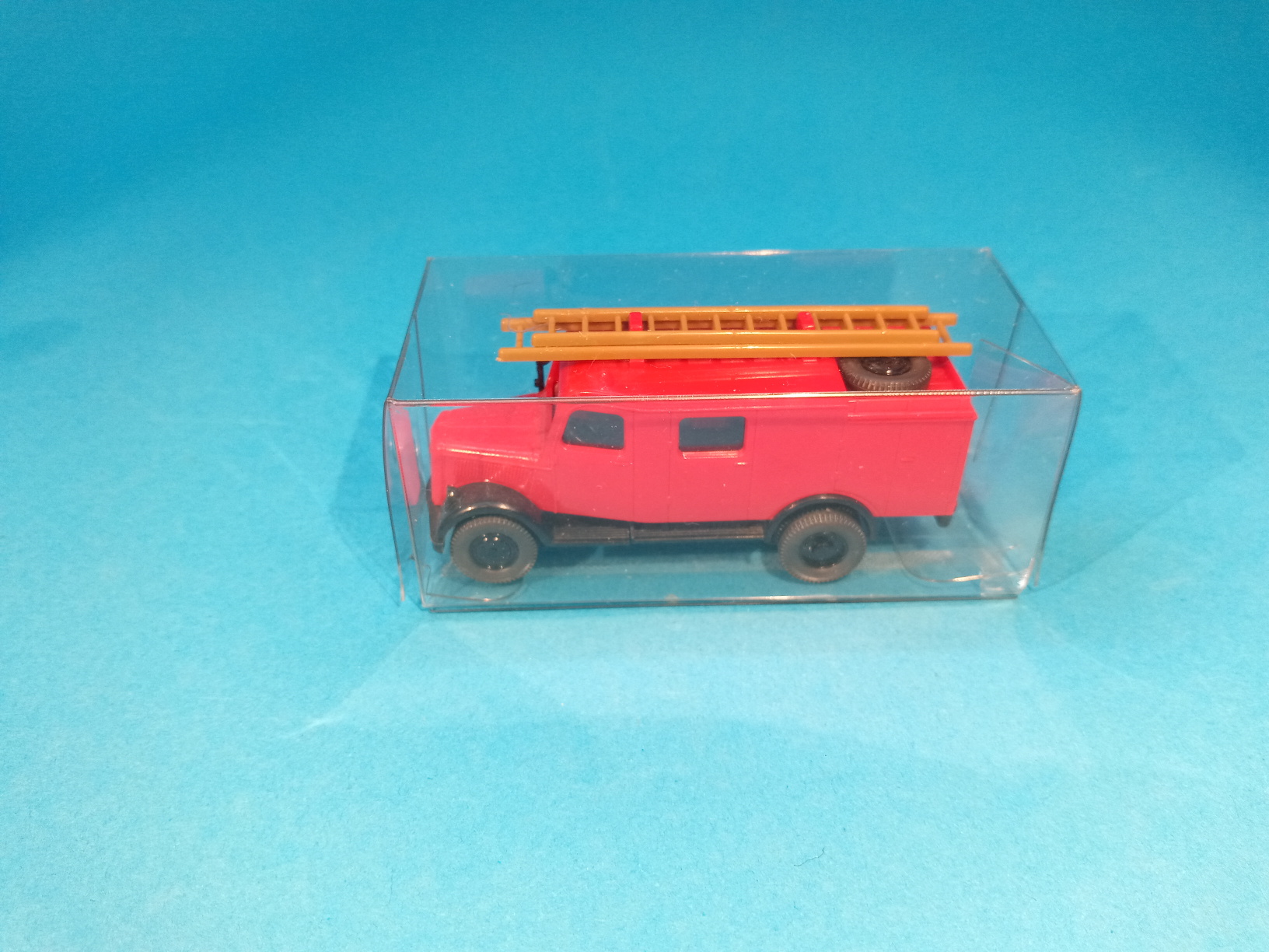 OPEL Blitz hasiči - 1:87