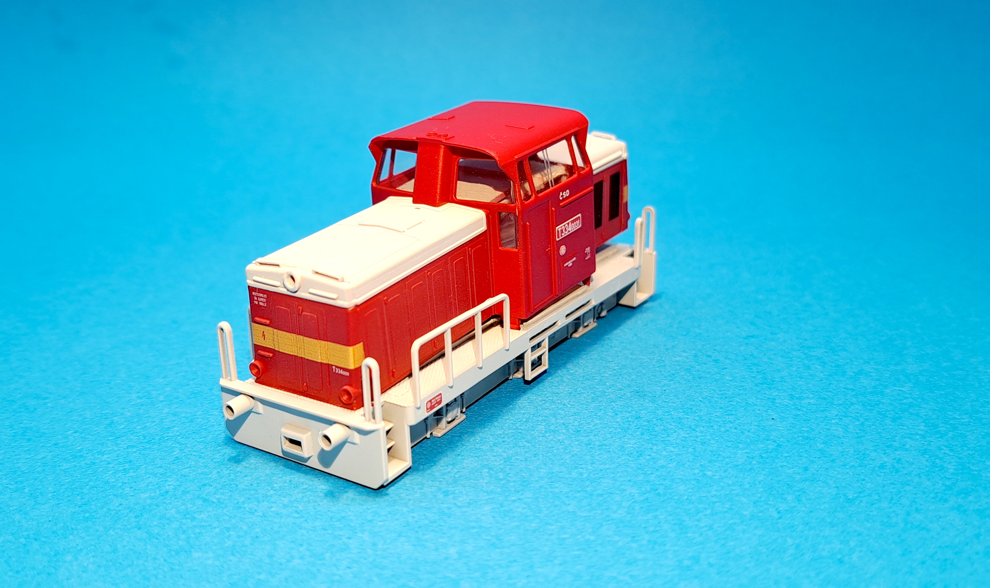 T334.0031 - kompletní karoserie - 1:87