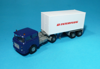 * Škoda 706 - tahač s kontejnerem INTERFLUG 1:87    
