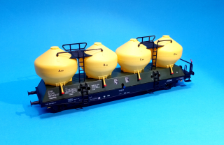 1:87 - vůz na přepravu cementu Uacs/Raj ČSD