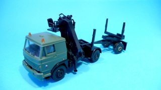 LIAZ ČA s hydr.rukou s kleštinami a přívěsem - 1:87
