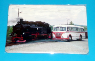 Loko 99 786 + autobus IFA 20 x 30 cm