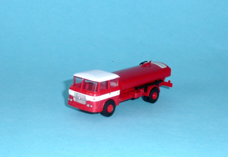* Škoda 706 - kropící cisterna HASIČI stará maska - 1:87