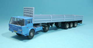 TATRA 813 4x4 TN + návěs dlouhý valník - 1:87